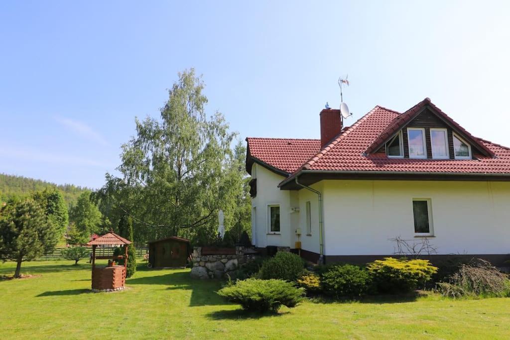 Pokoje Goscinne Dolina Czerwienia Przesieka Exterior photo